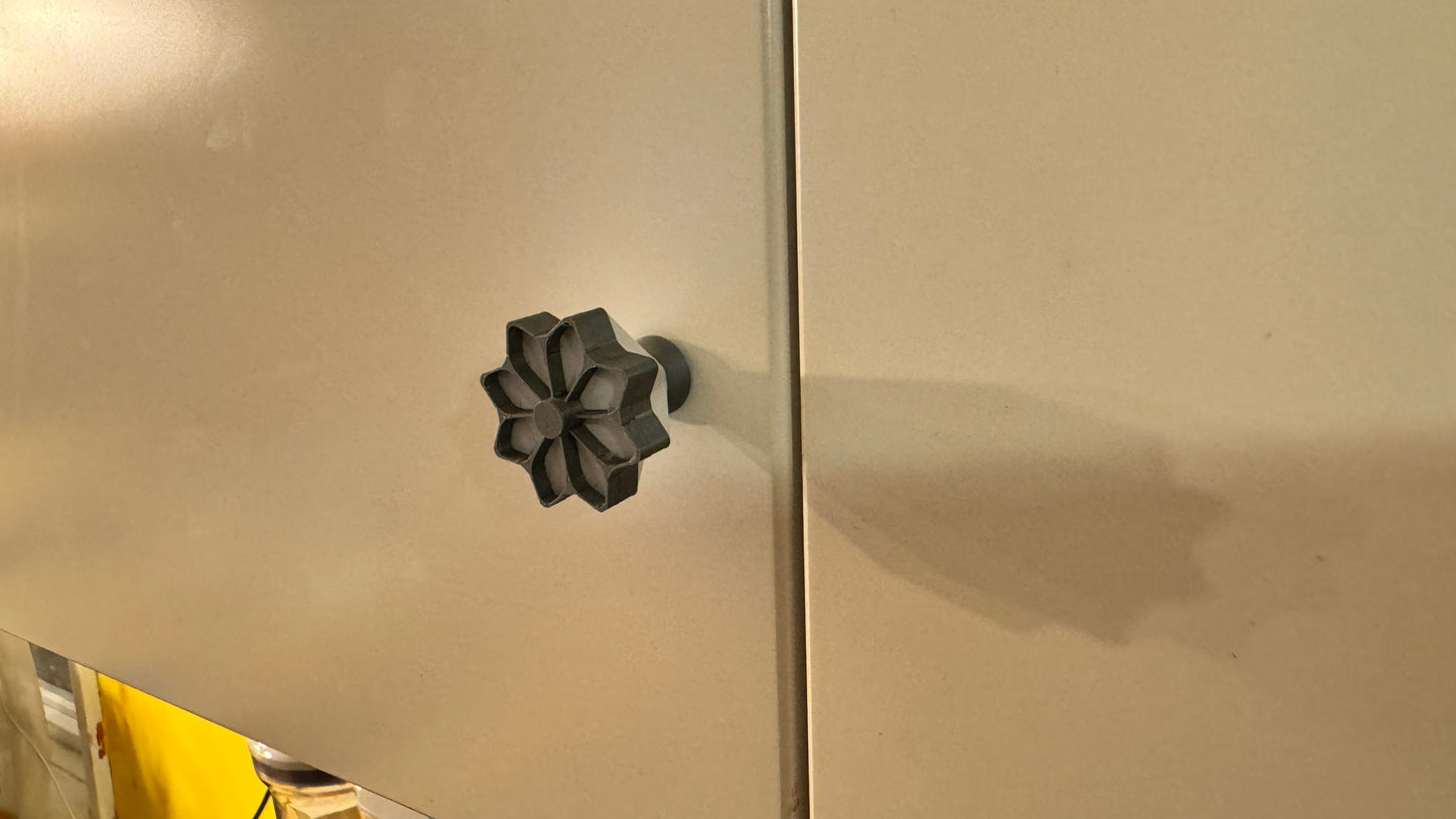 Flower Pull Knob