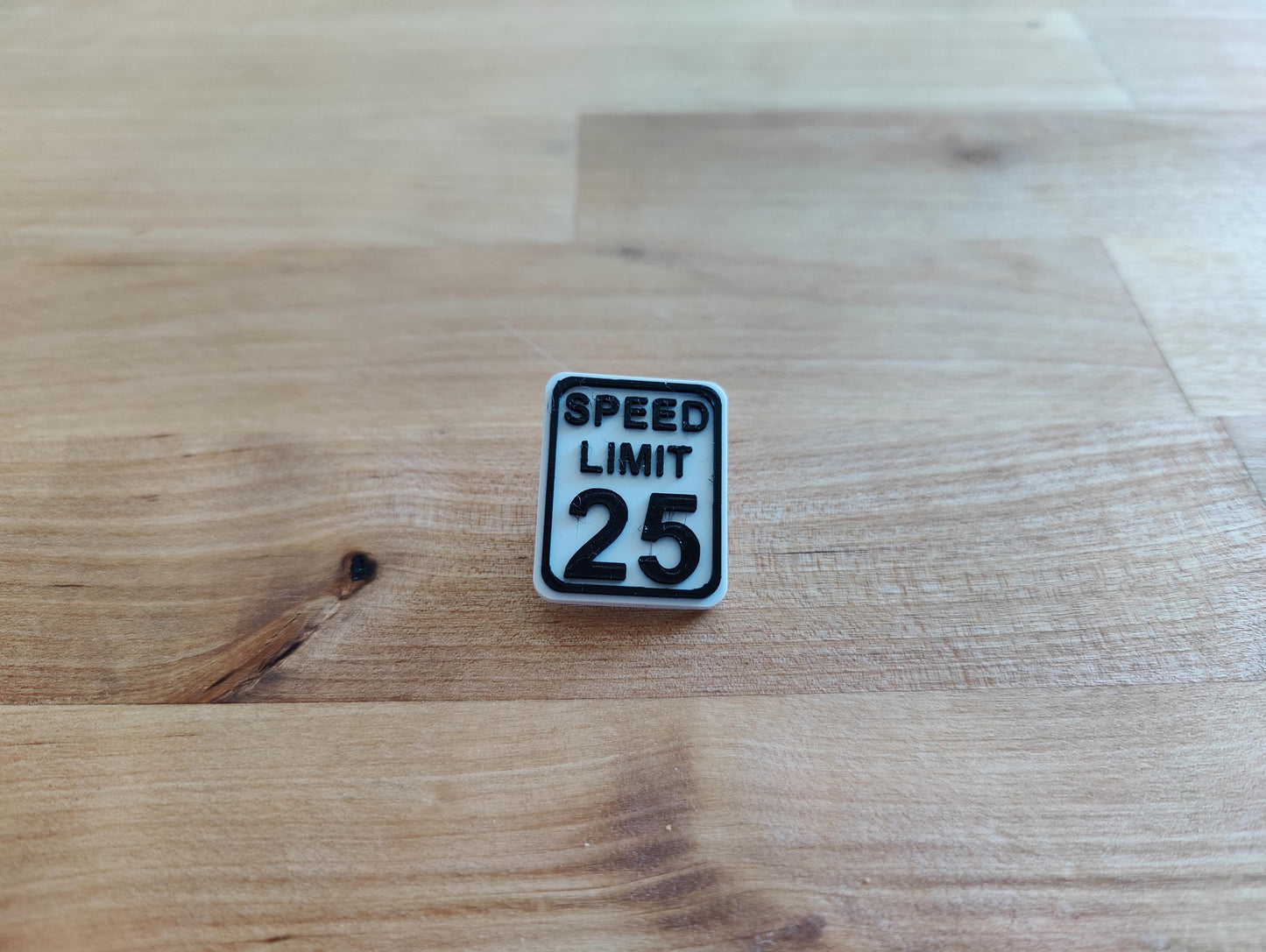 Speed Limit 25 - Traffic Sign Pin